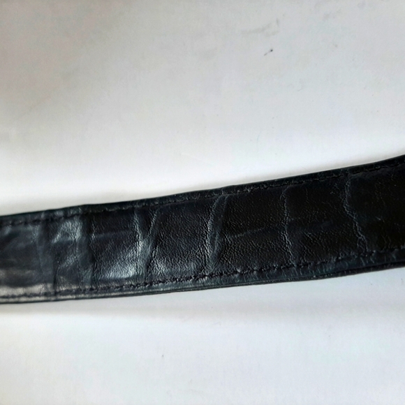 Danier Genuine Leather Bag - Picture 10 of 12